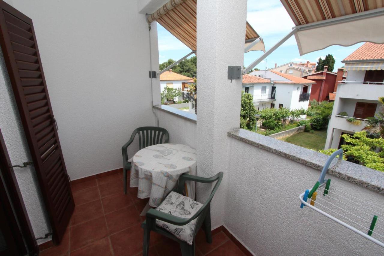 Rooms And Apartments Dino Rovinj Bagian luar foto