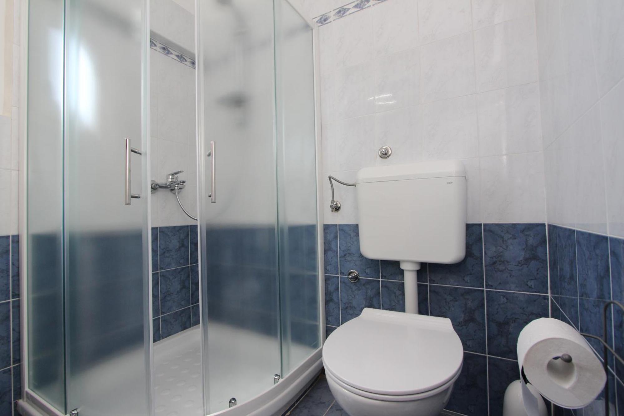 Rooms And Apartments Dino Rovinj Bagian luar foto