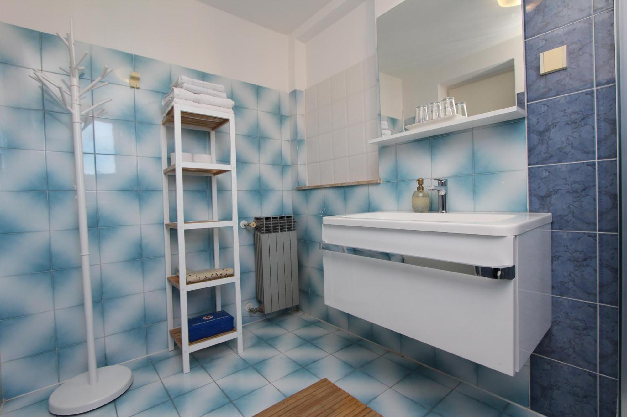 Rooms And Apartments Dino Rovinj Ruang foto